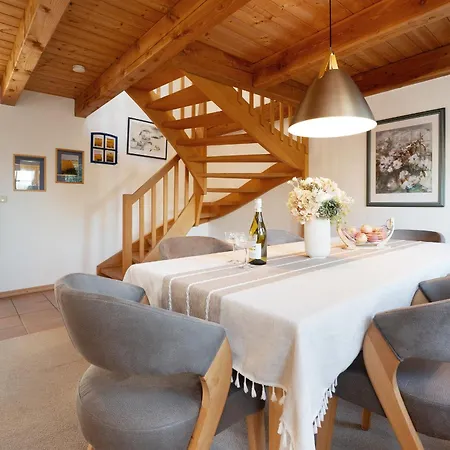 Tuttelduven Semesterbostad