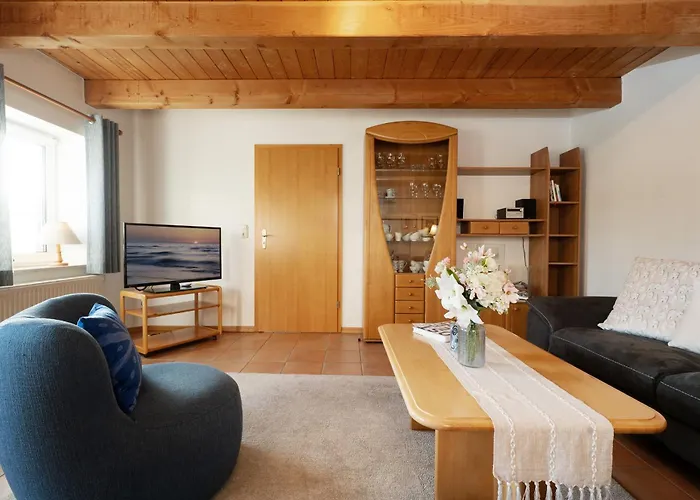 Tuttelduven Semesterbostad *